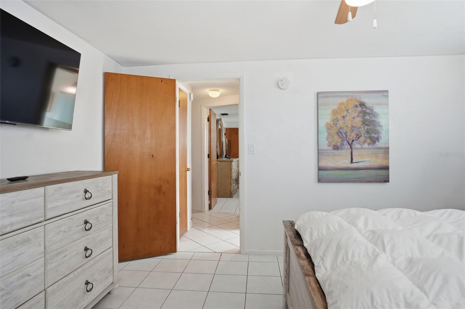 Image 28 of 48 For 13630 Garris Drive