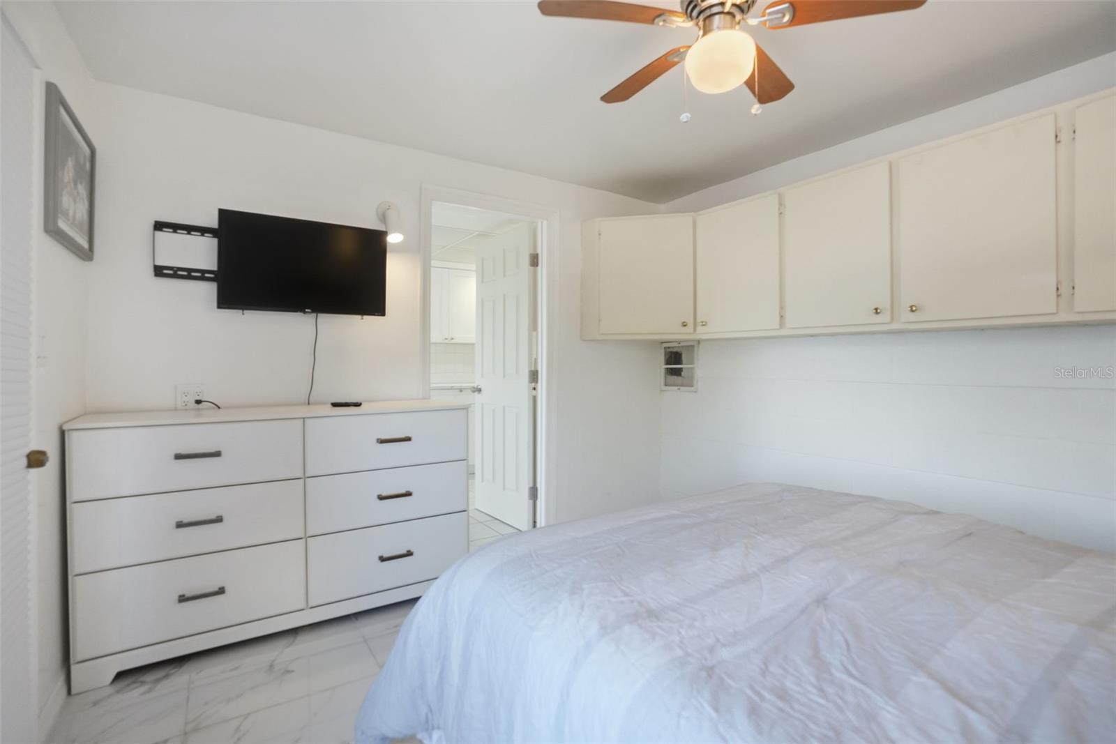 Image 31 of 48 For 13630 Garris Drive