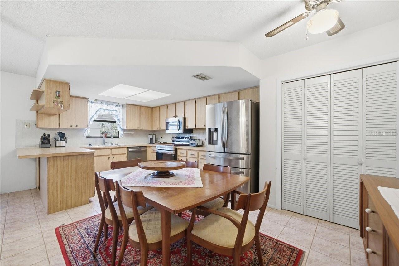 Image 14 of 36 For 12439 Hanley Drive