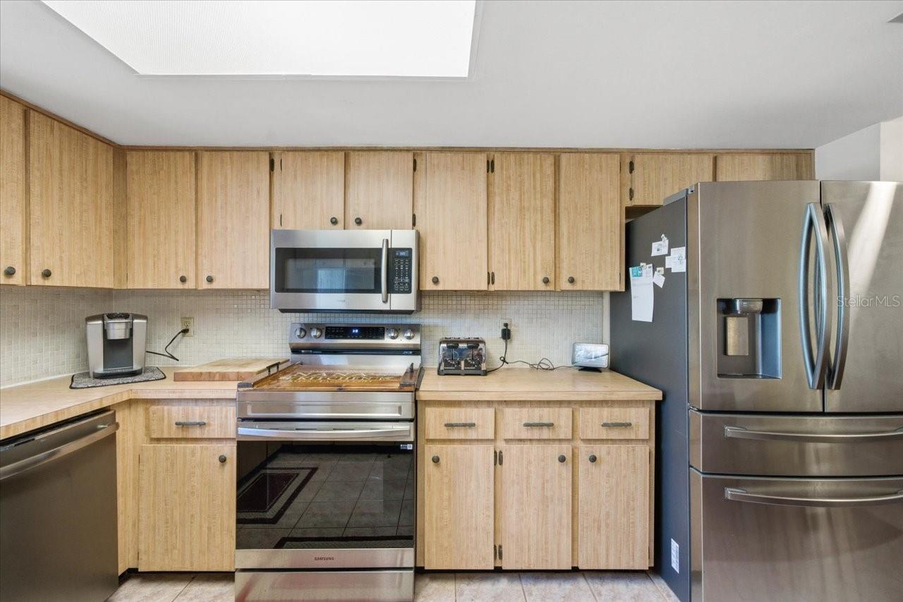 Image 18 of 36 For 12439 Hanley Drive