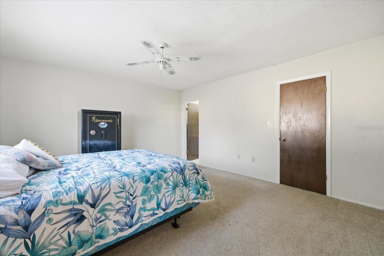 Image 22 of 36 For 12439 Hanley Drive