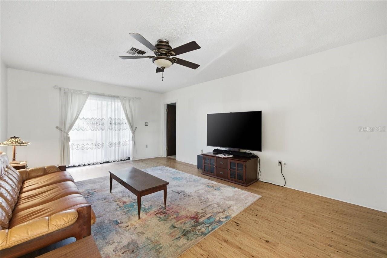 Image 7 of 36 For 12439 Hanley Drive