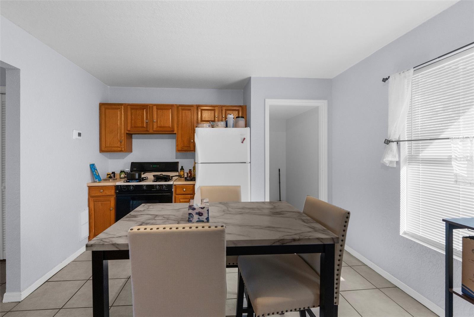 Image 13 of 35 For 11780 Linden Drive