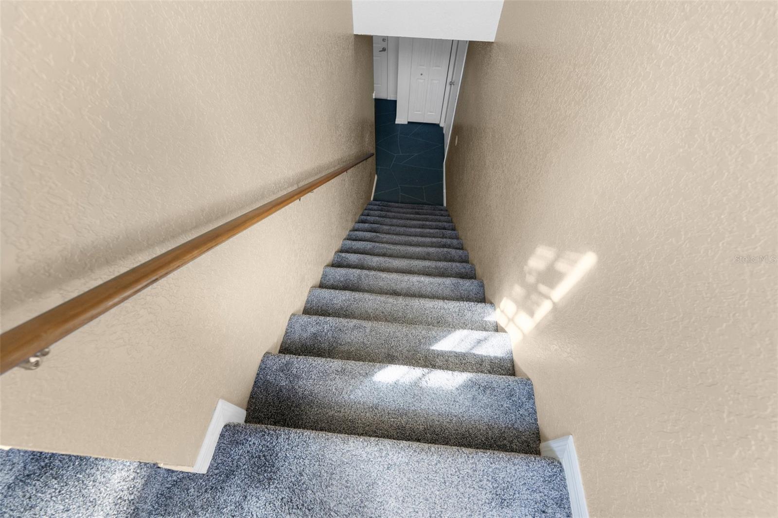 Image 20 of 35 For 11780 Linden Drive