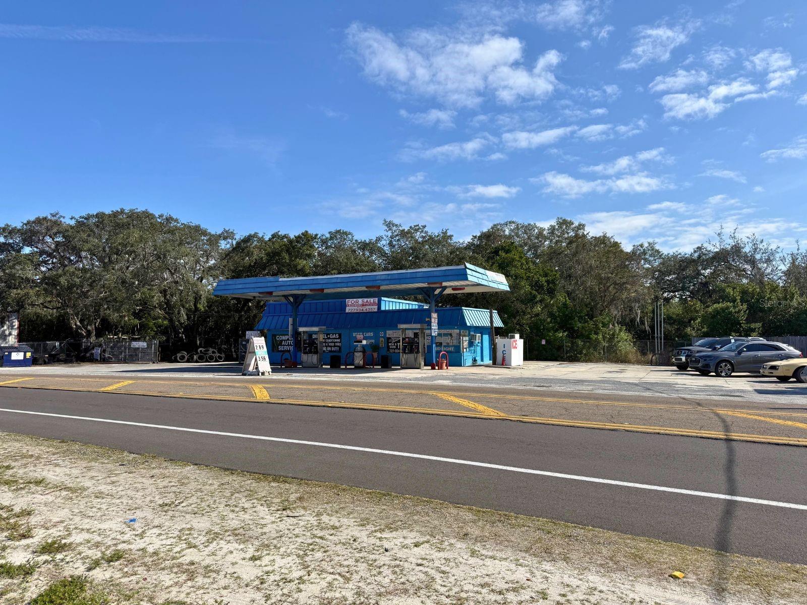 Image 3 of 10 For 1941 Pinellas Avenue