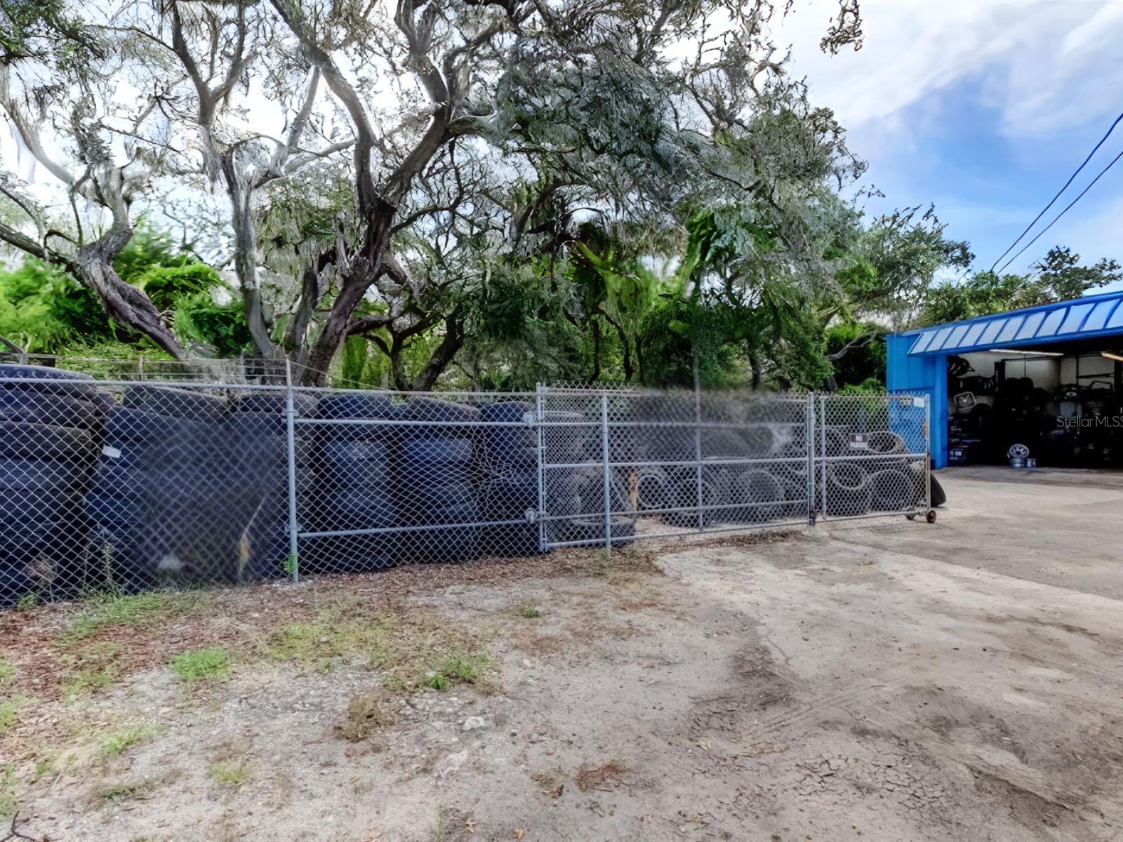 Image 9 of 10 For 1941 Pinellas Avenue