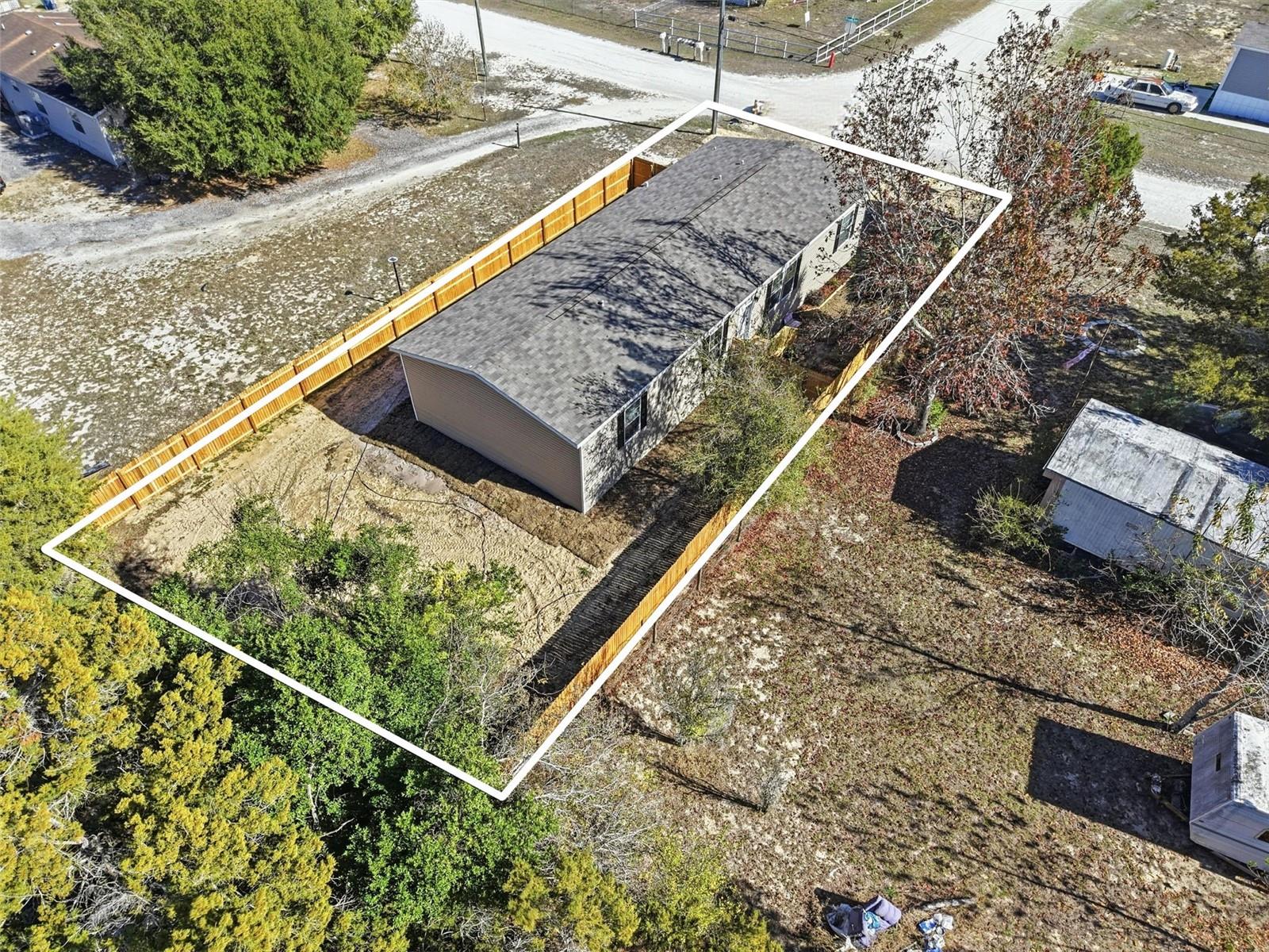 Image 15 of 52 For 4195 Orlando Avenue