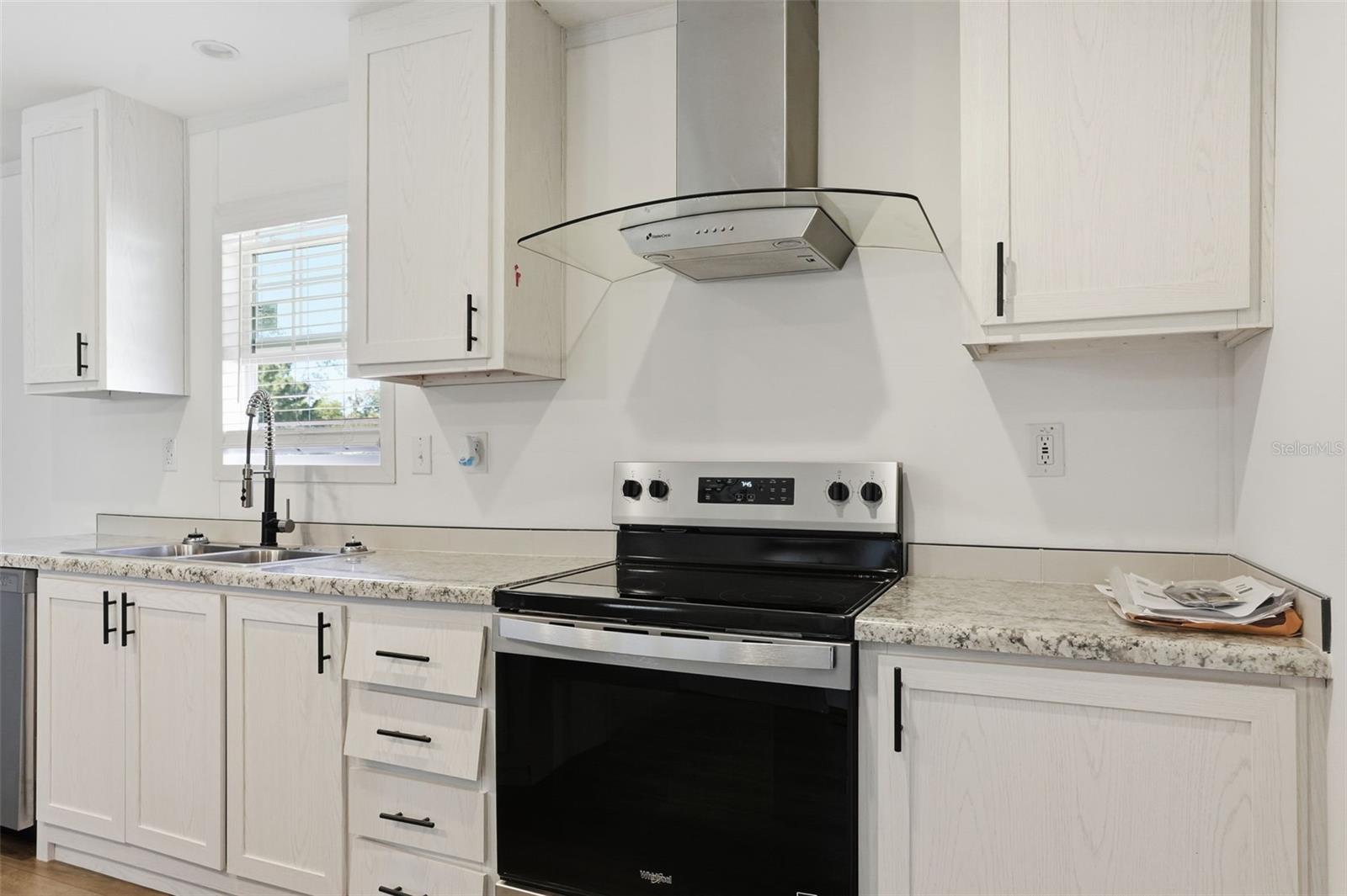 Image 2 of 52 For 4195 Orlando Avenue