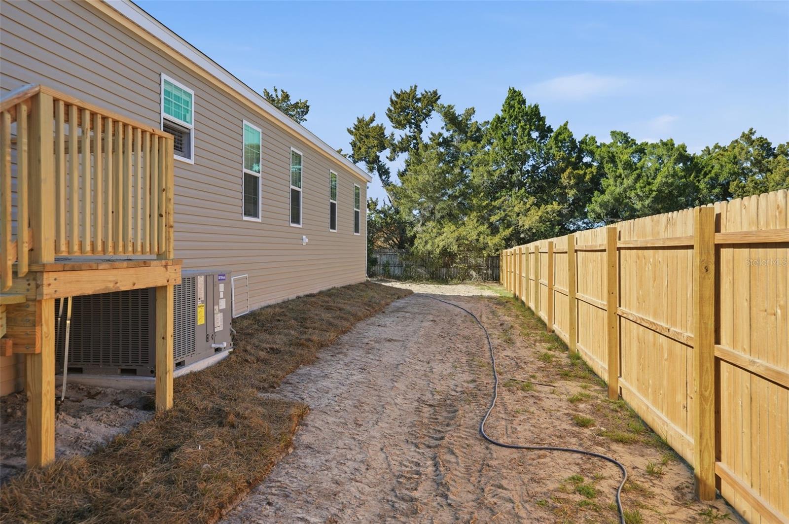 Image 24 of 52 For 4195 Orlando Avenue