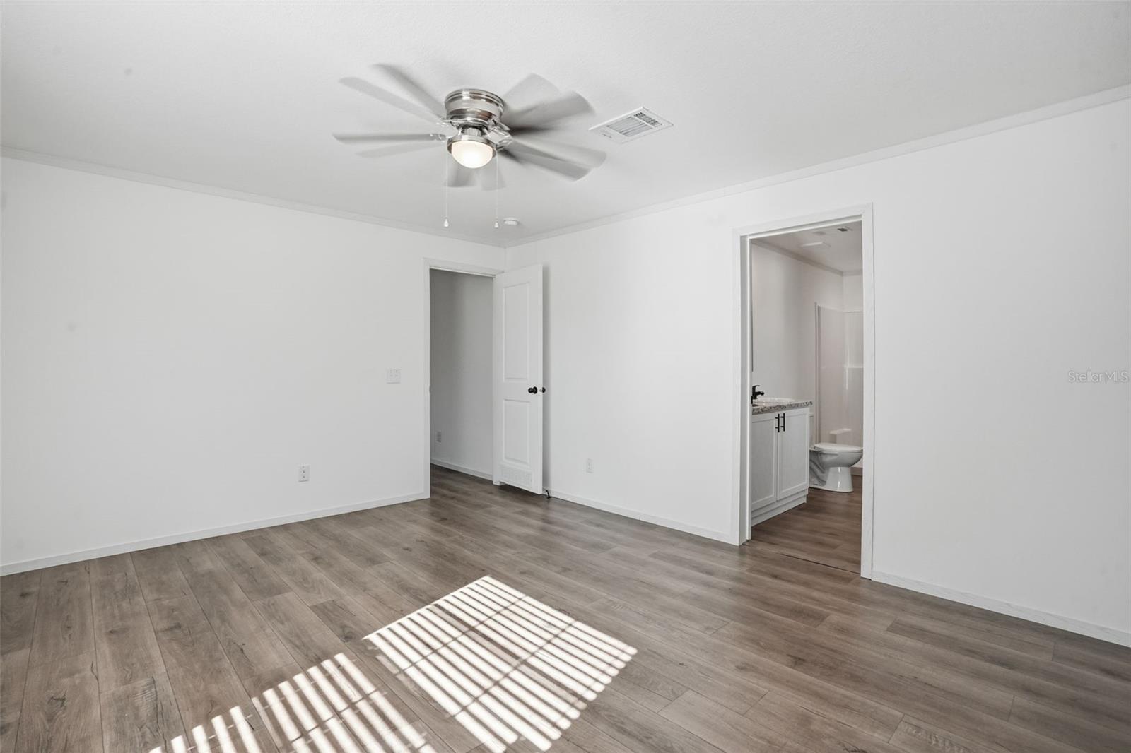 Image 32 of 52 For 4195 Orlando Avenue