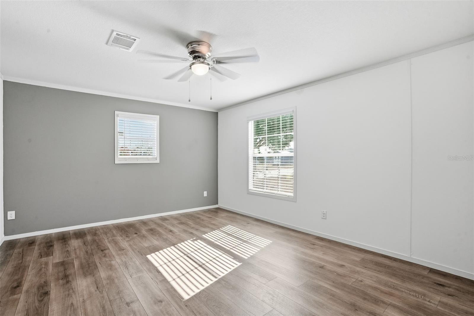 Image 33 of 52 For 4195 Orlando Avenue