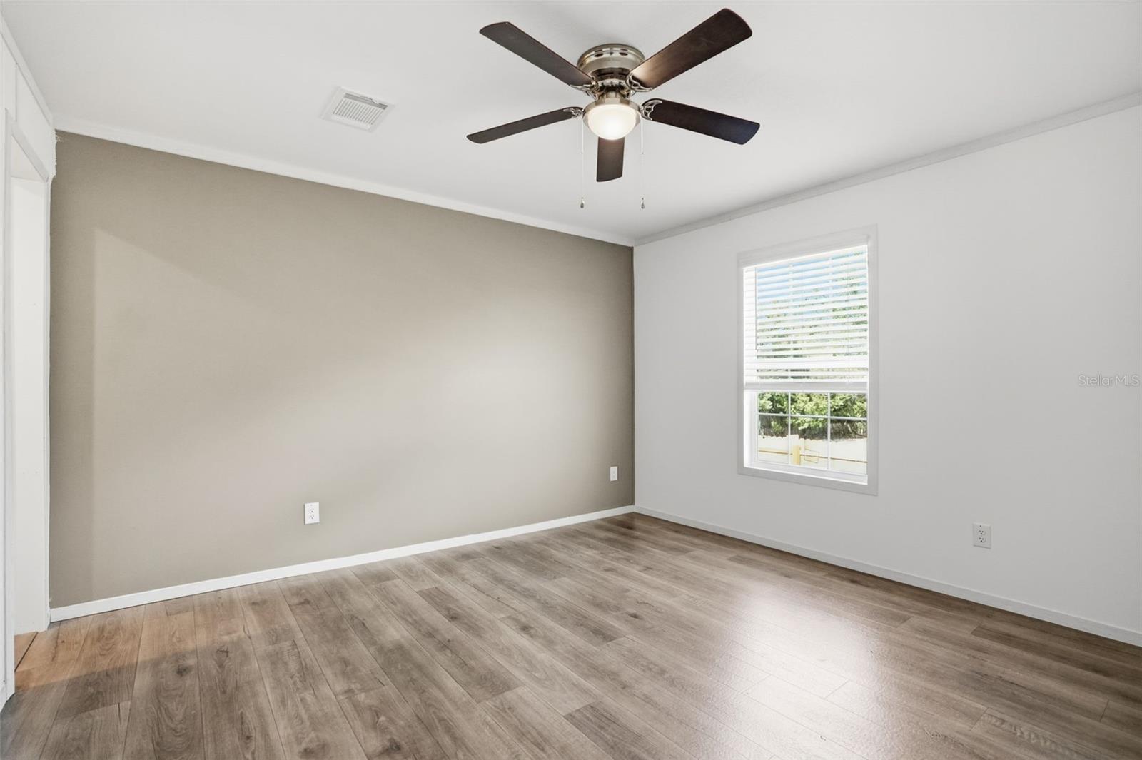 Image 35 of 52 For 4195 Orlando Avenue