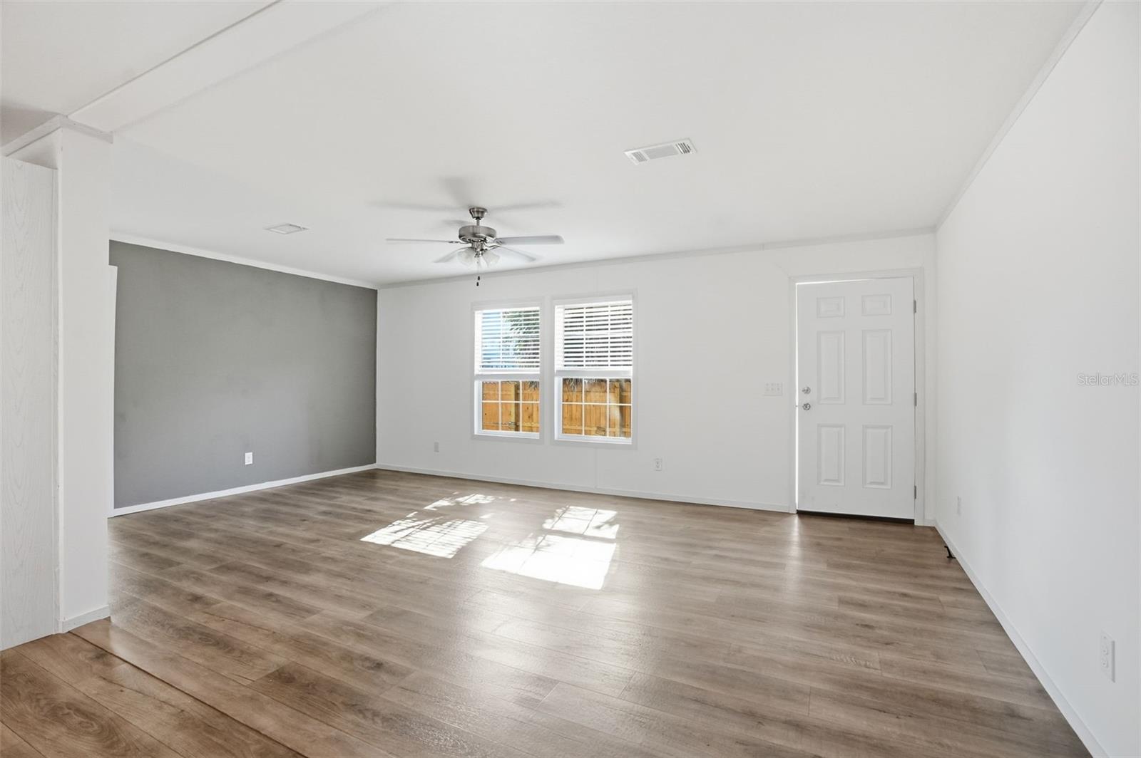 Image 41 of 52 For 4195 Orlando Avenue