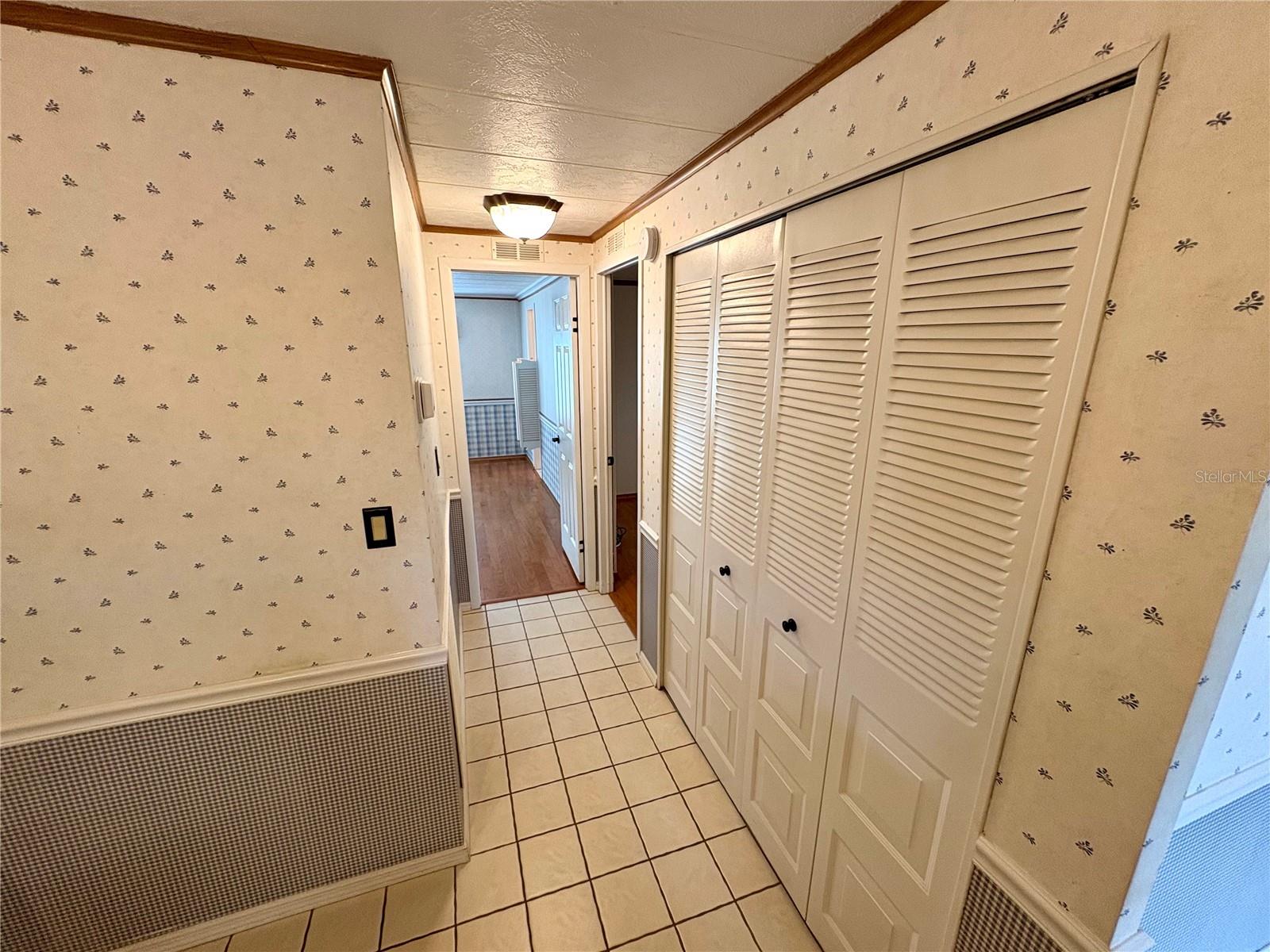 Image 14 of 29 For 7590 Highpoint Boulevard