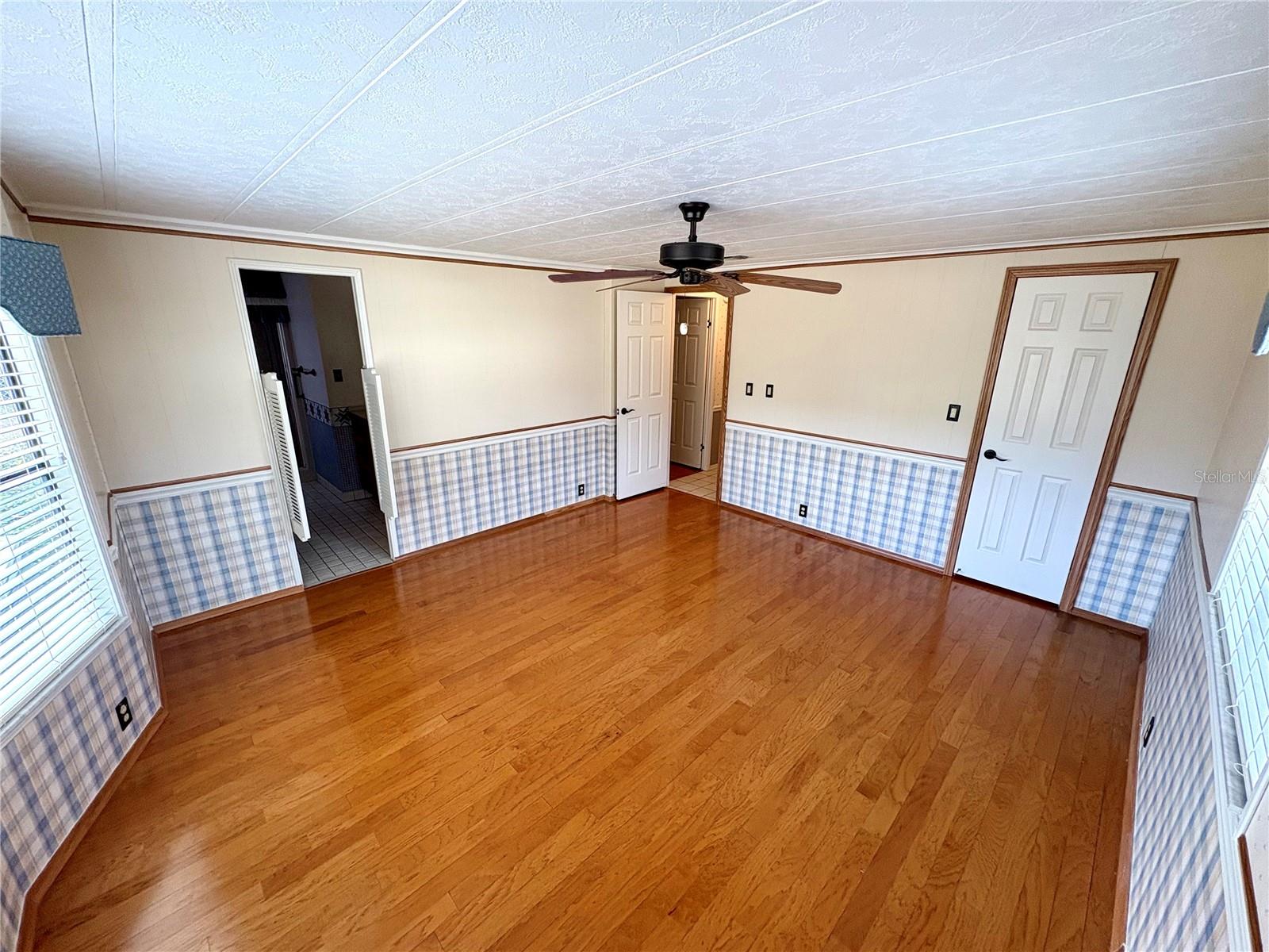 Image 17 of 29 For 7590 Highpoint Boulevard