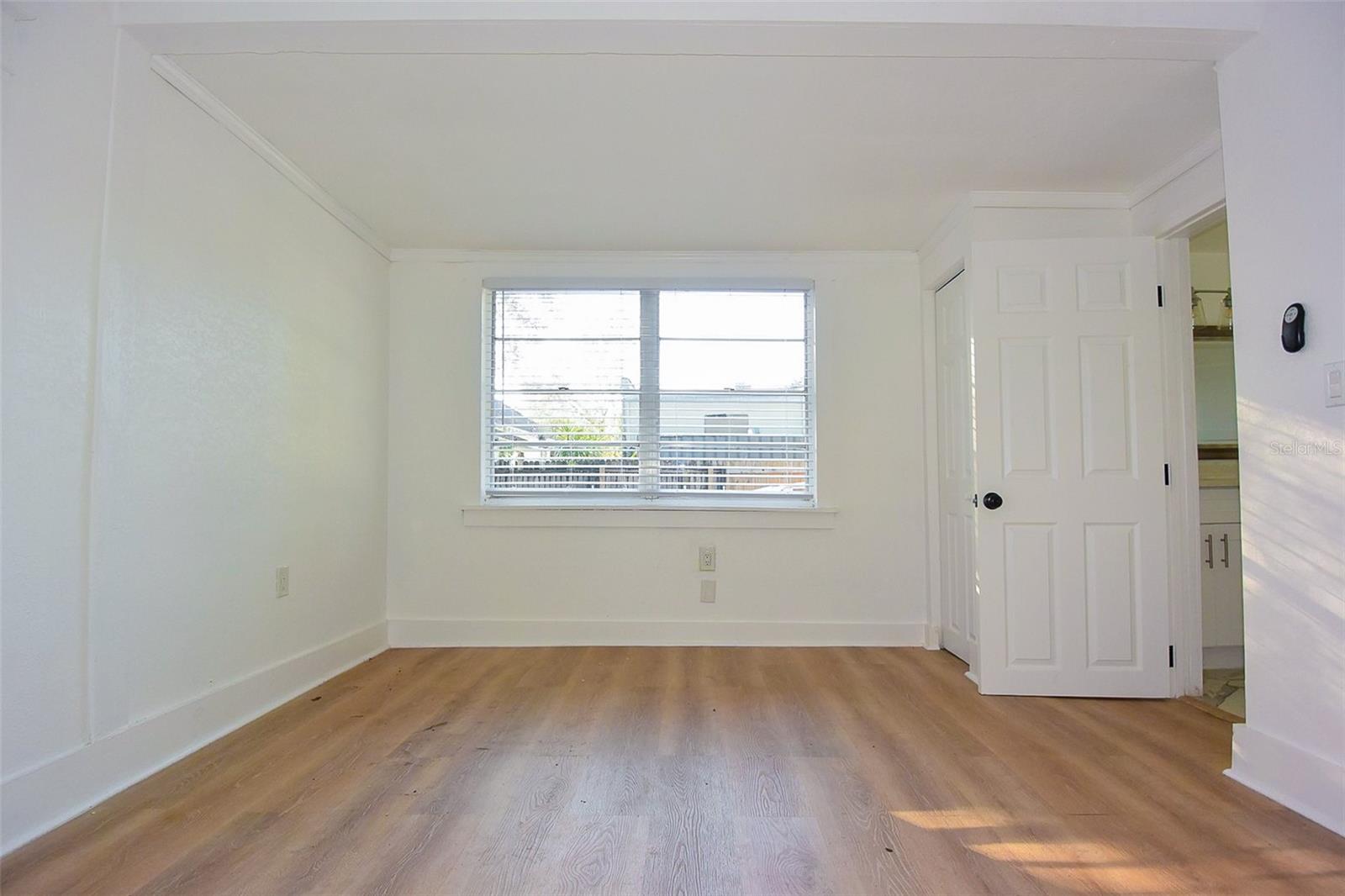 Image 19 of 27 For 3810 Arlington Avenue