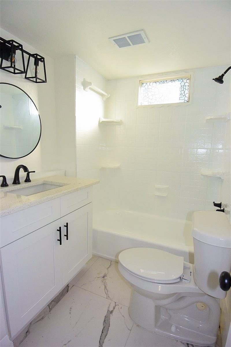 Image 23 of 27 For 3810 Arlington Avenue