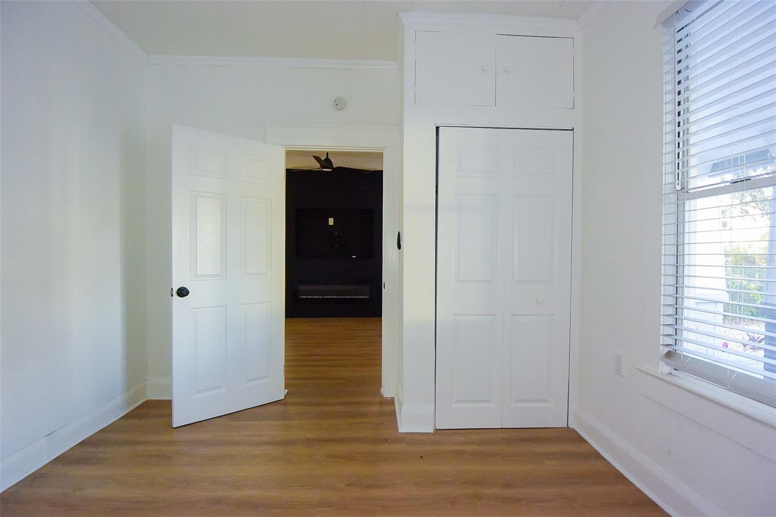 Image 25 of 27 For 3810 Arlington Avenue