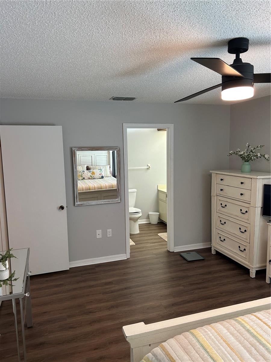 Image 13 of 15 For 7638 Rockville Court