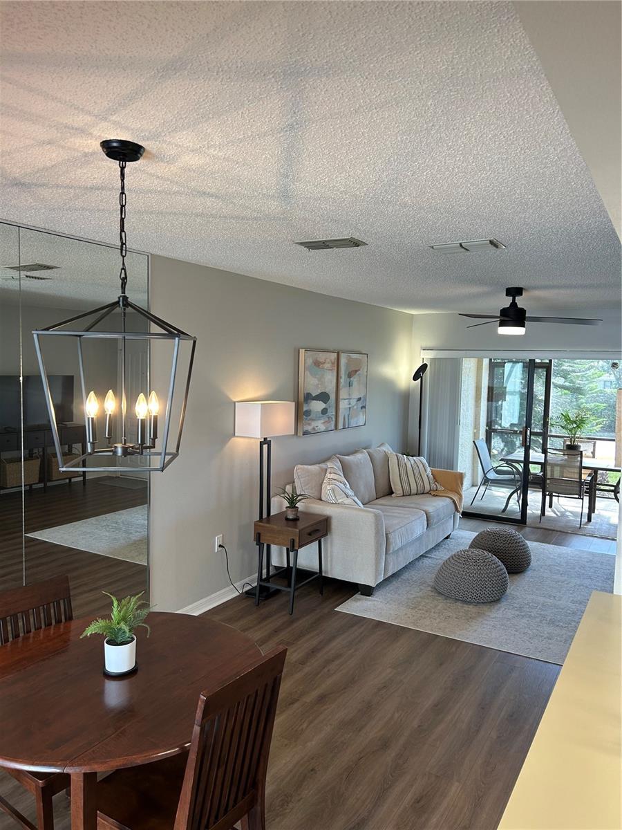 Image 6 of 15 For 7638 Rockville Court