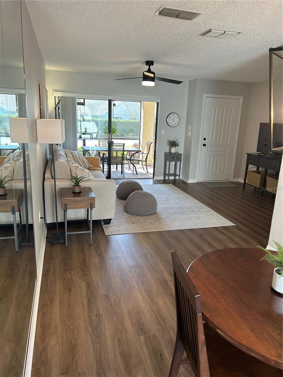 Image 7 of 15 For 7638 Rockville Court