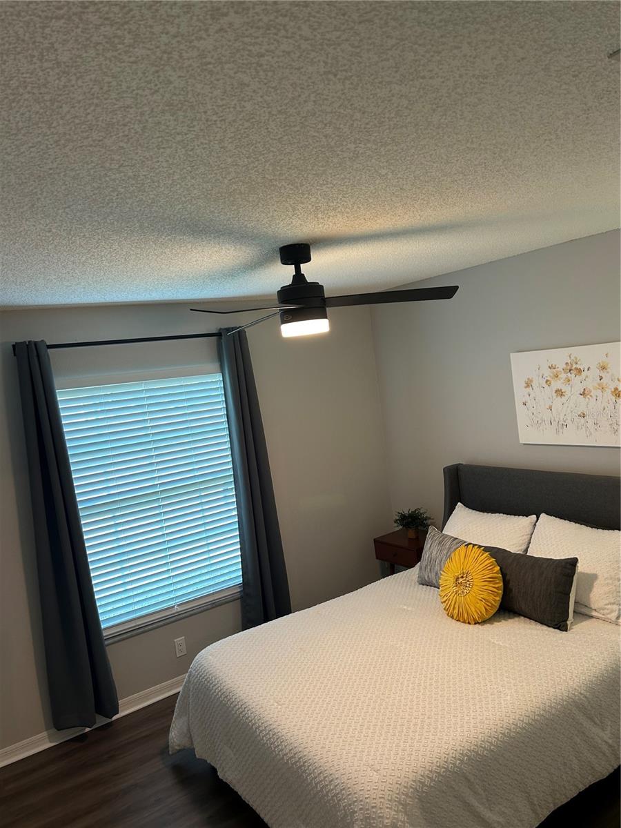 Image 9 of 15 For 7638 Rockville Court