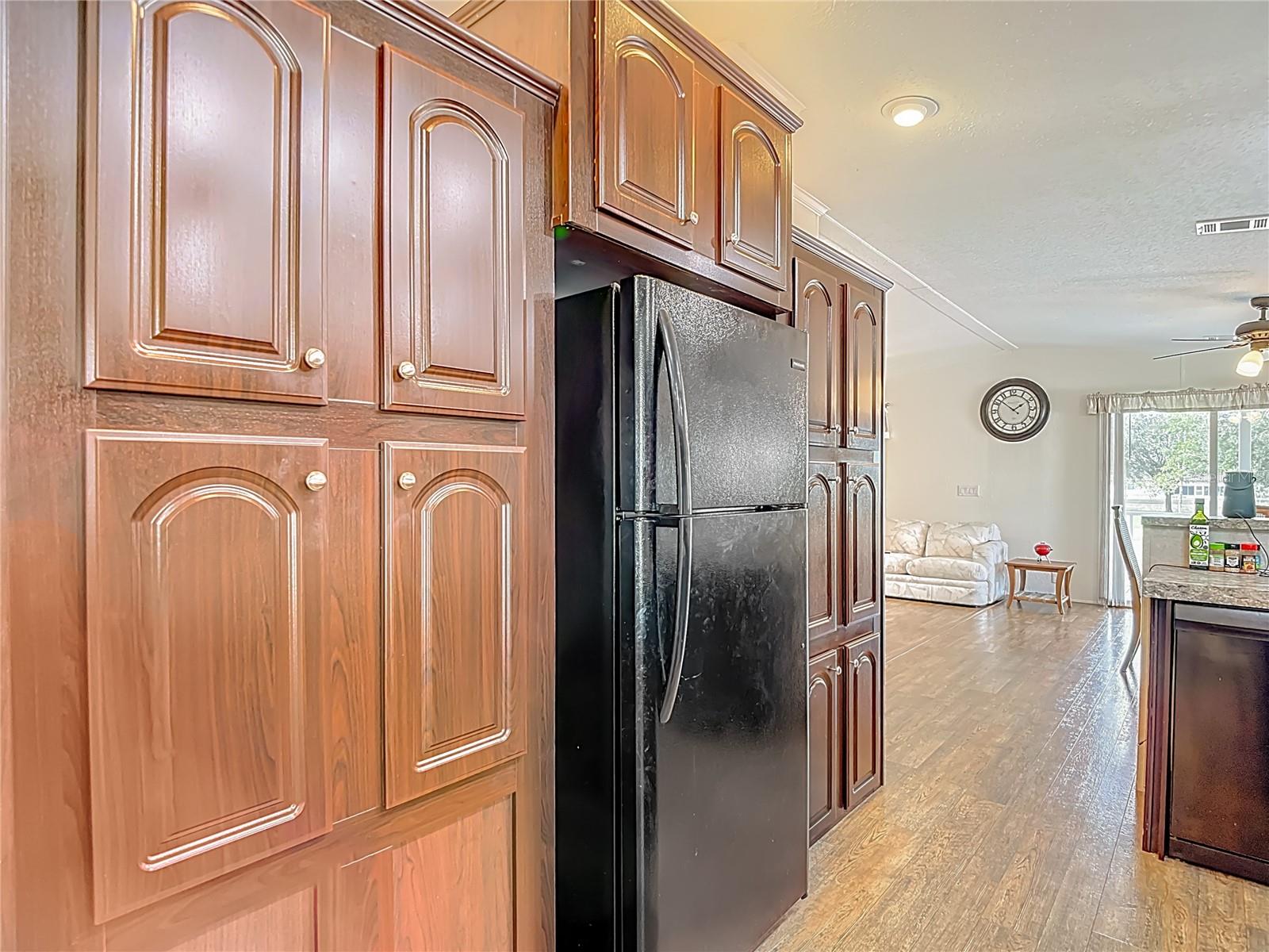 Image 23 of 58 For 15461 Brookridge Boulevard