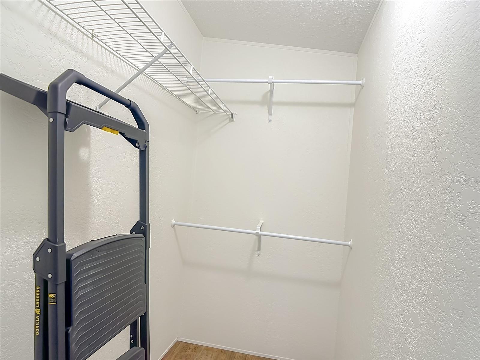 Image 41 of 58 For 15461 Brookridge Boulevard