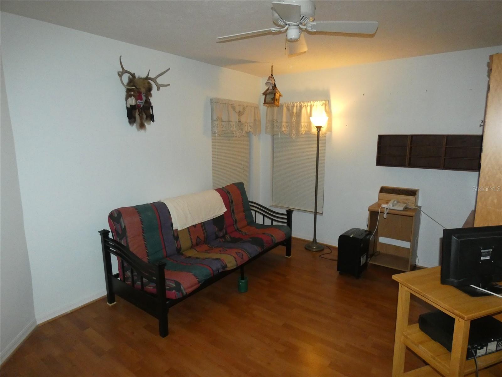 Image 15 of 32 For 13541 Knotty Lane