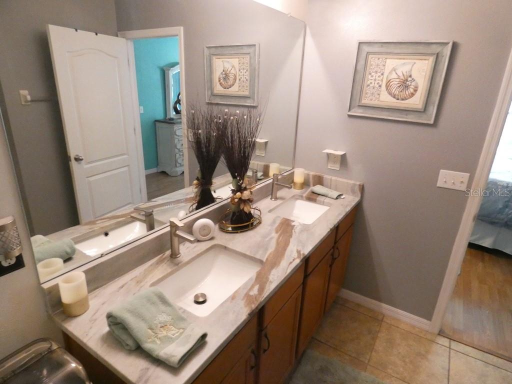 Listing photo id 27 for 3604 Windance Avenue