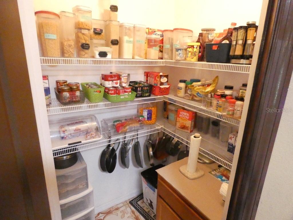 Listing photo id 35 for 3604 Windance Avenue