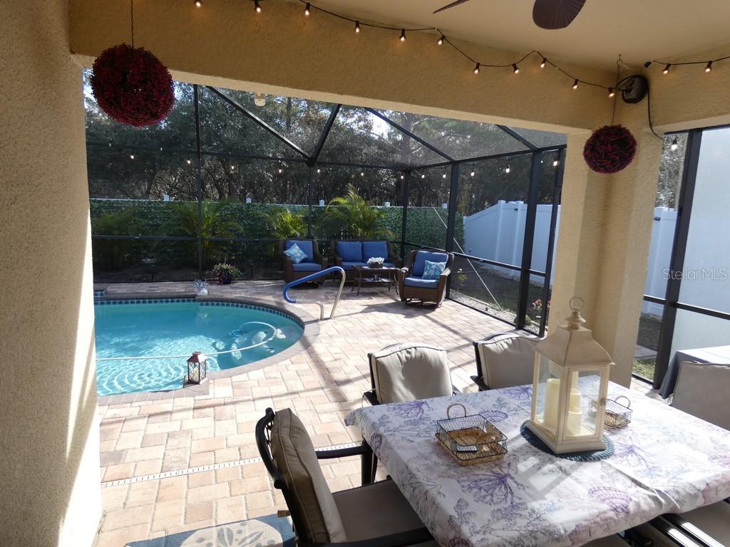 Listing photo id 41 for 3604 Windance Avenue