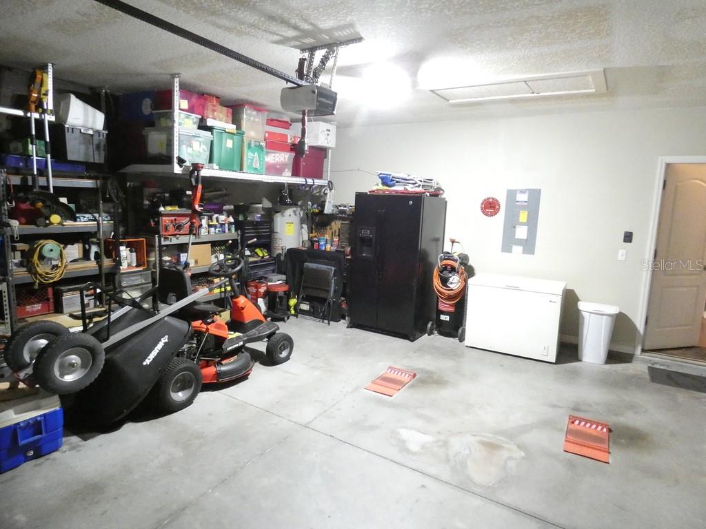 Listing photo id 43 for 3604 Windance Avenue