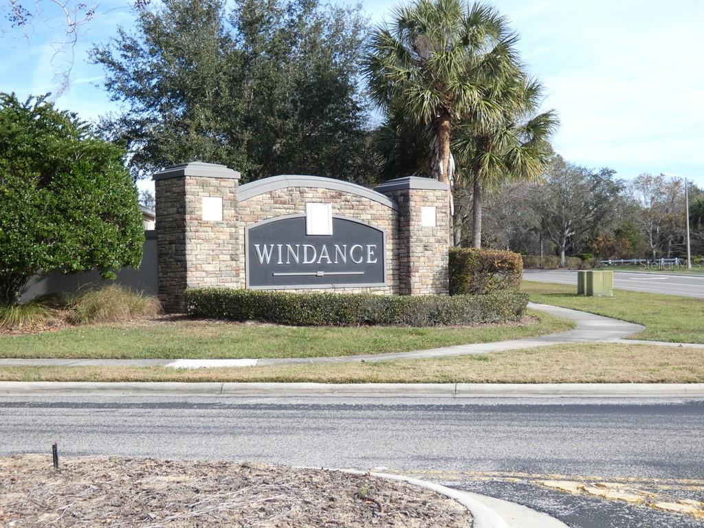 Listing photo id 4 for 3604 Windance Avenue