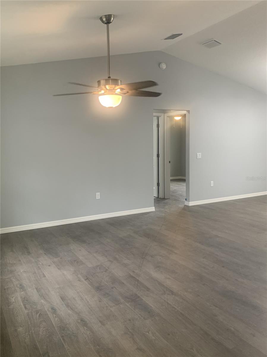 Image 7 of 18 For 16201 Crider Road