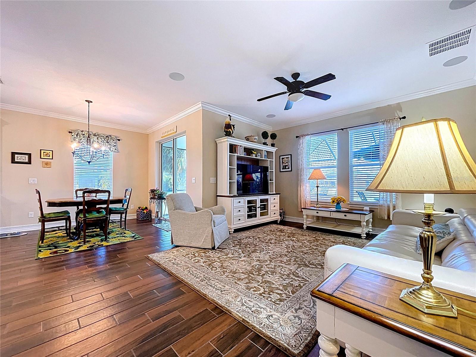 Image 16 of 71 For 743 Cajeput Loop