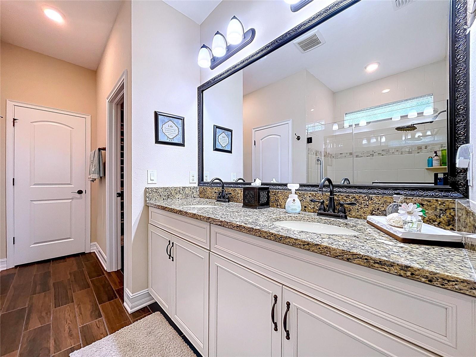 Image 23 of 71 For 743 Cajeput Loop