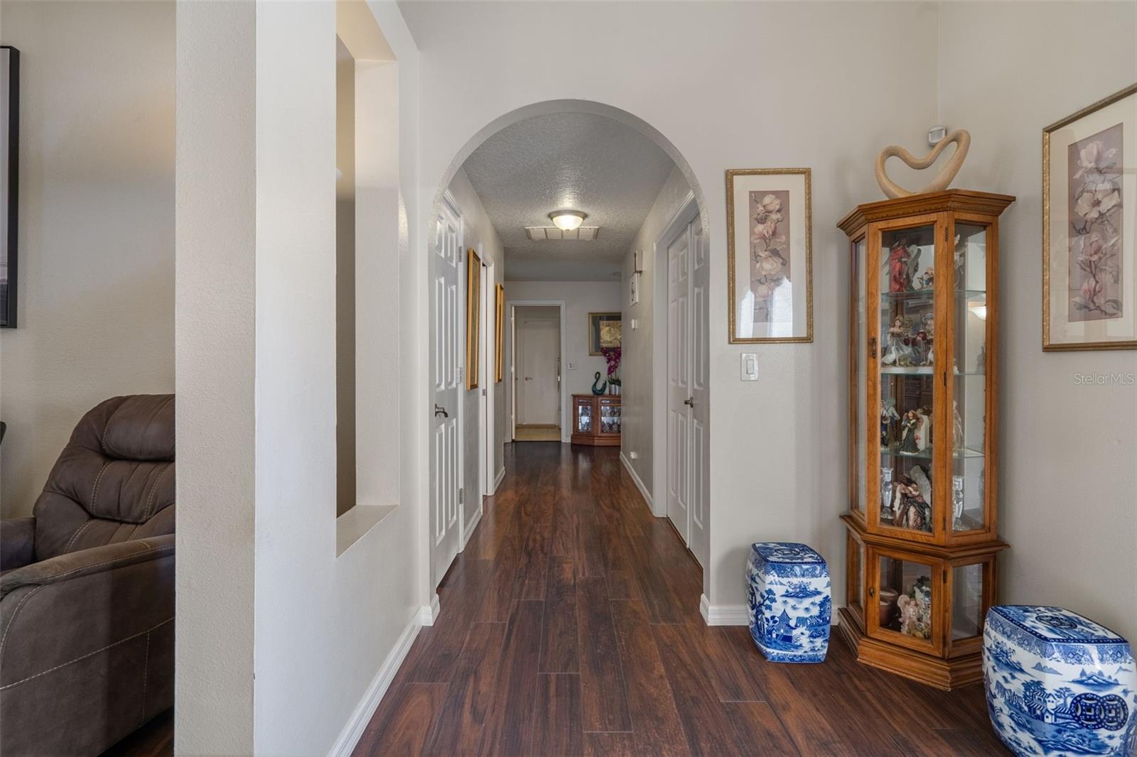 Image 22 of 63 For 10421 Templewood Court