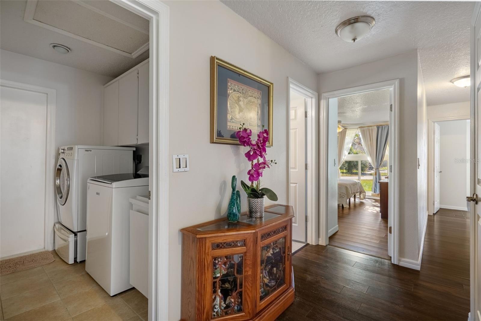 Image 34 of 63 For 10421 Templewood Court