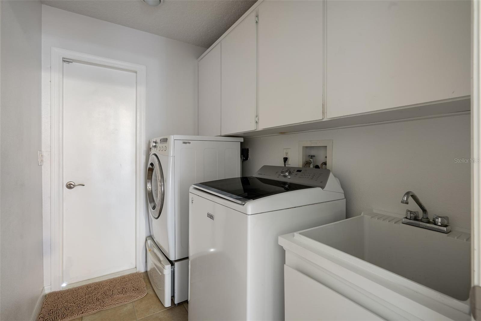 Image 35 of 63 For 10421 Templewood Court