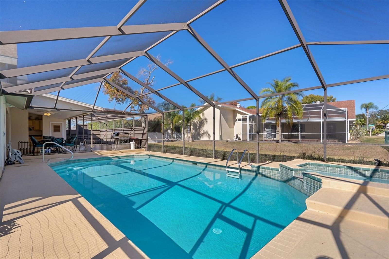 Image 51 of 63 For 10421 Templewood Court