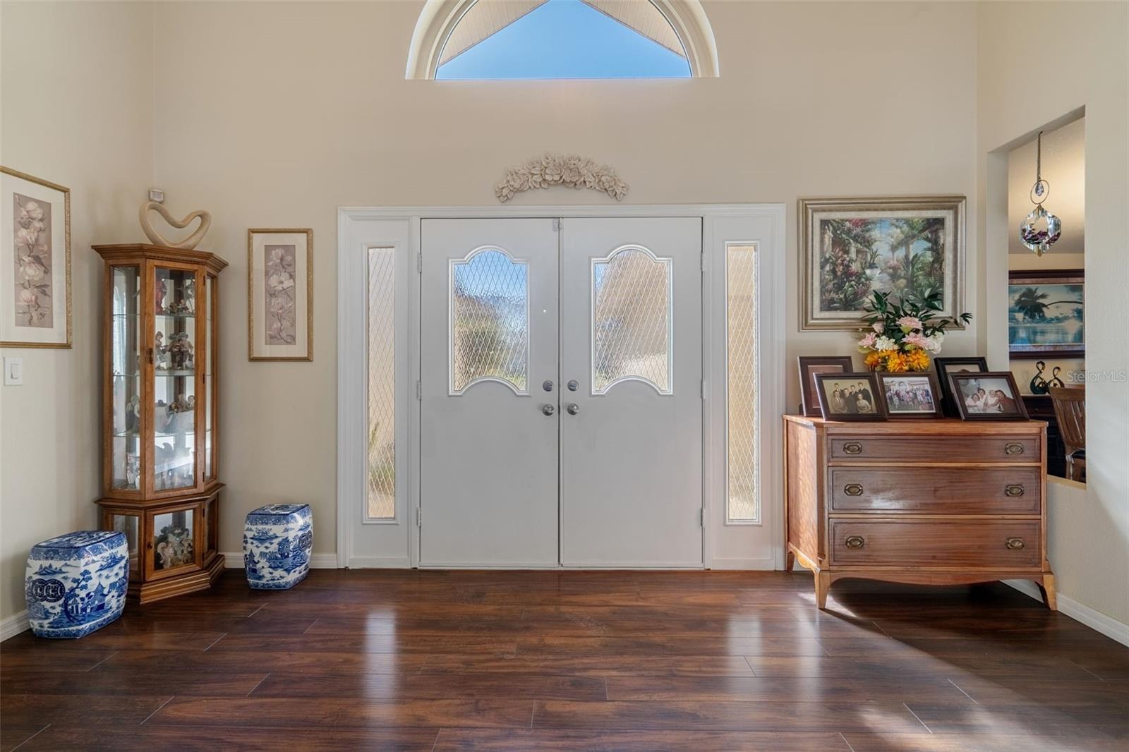 Image 6 of 63 For 10421 Templewood Court