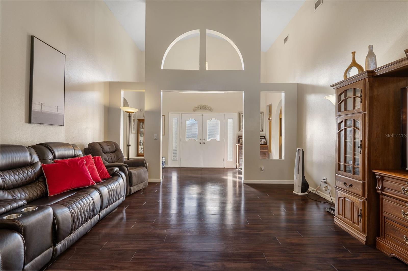 Image 9 of 63 For 10421 Templewood Court