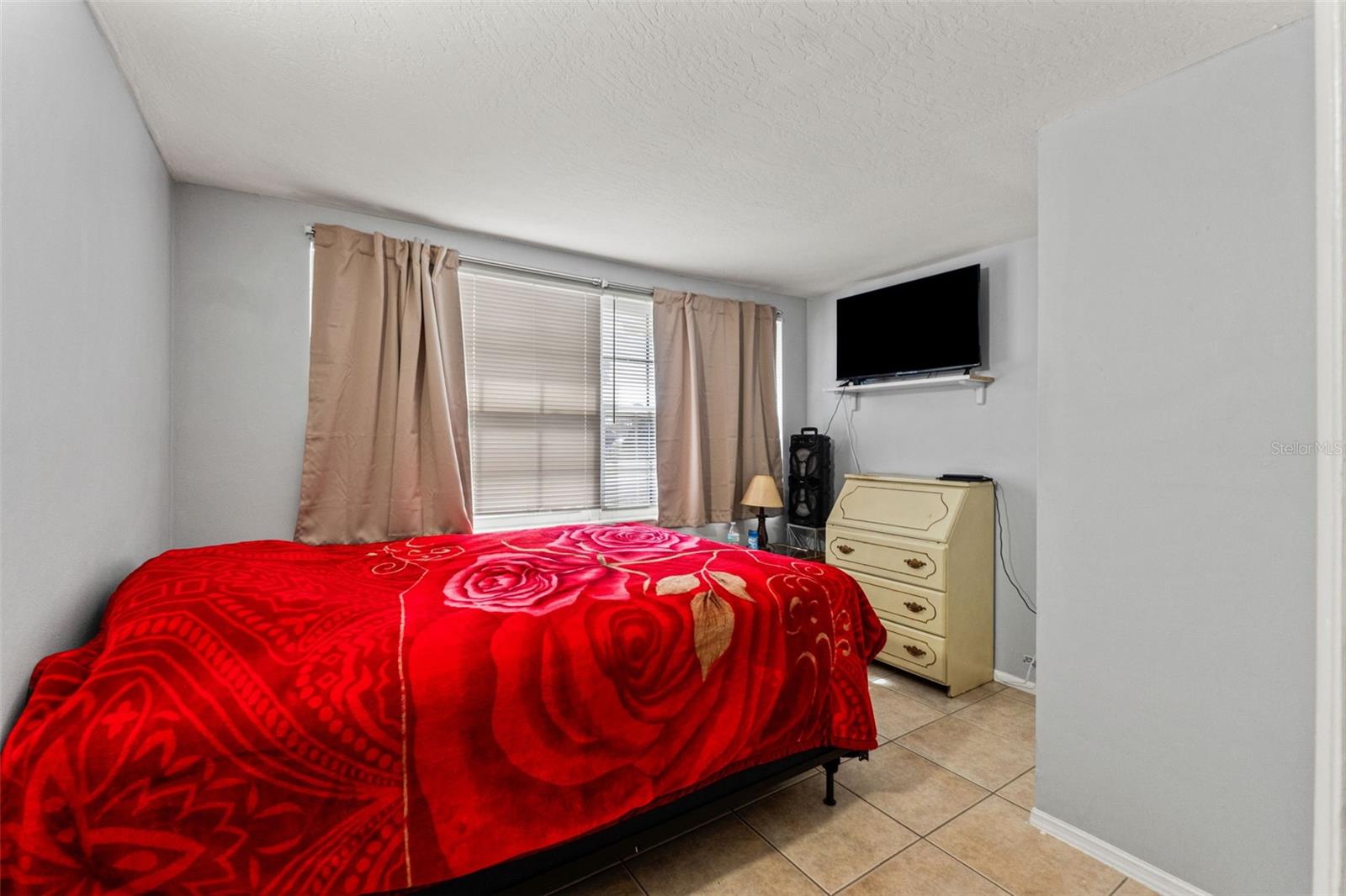 Image 29 of 43 For 3243 Seffner Drive