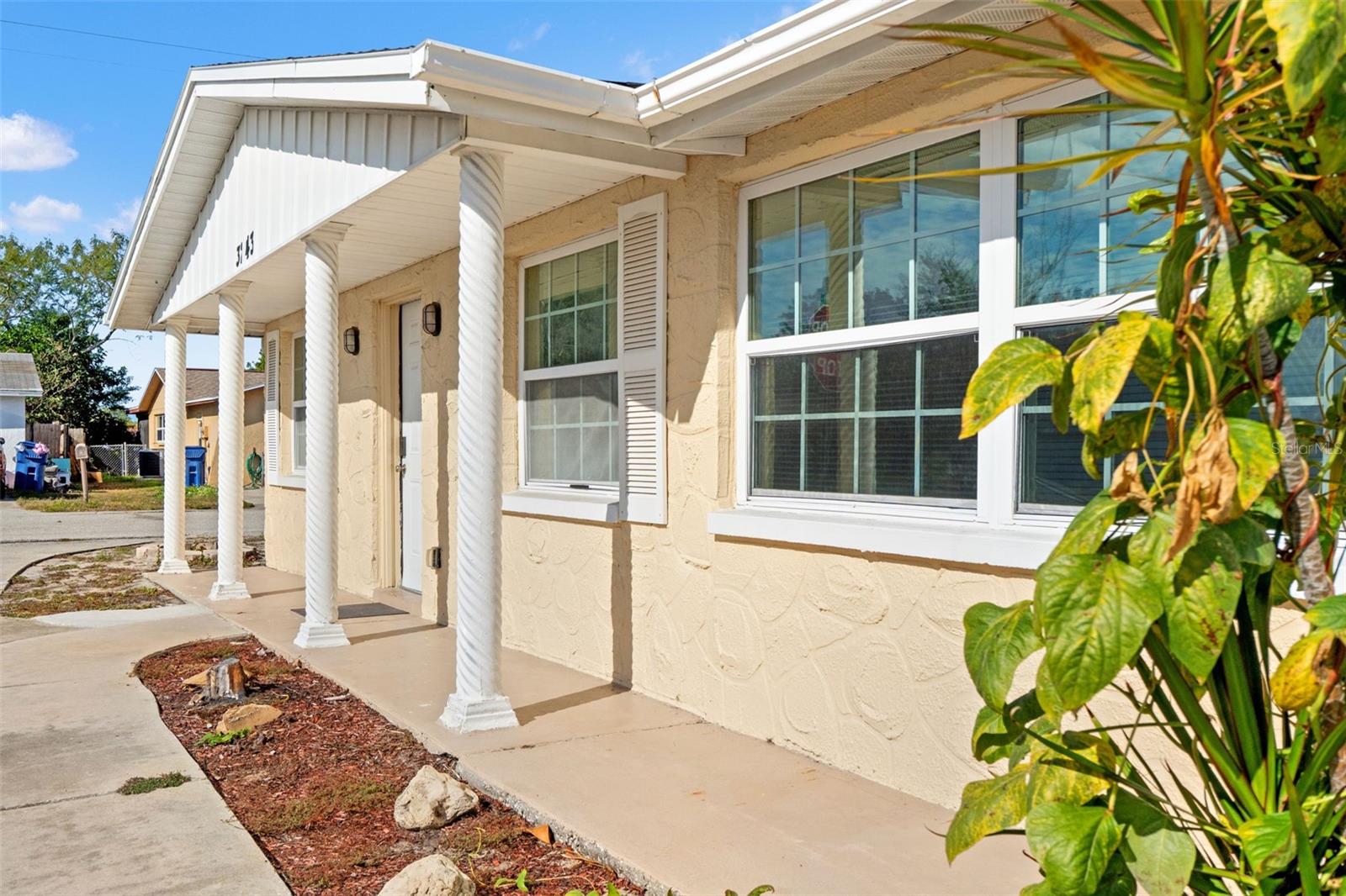 Image 3 of 43 For 3243 Seffner Drive