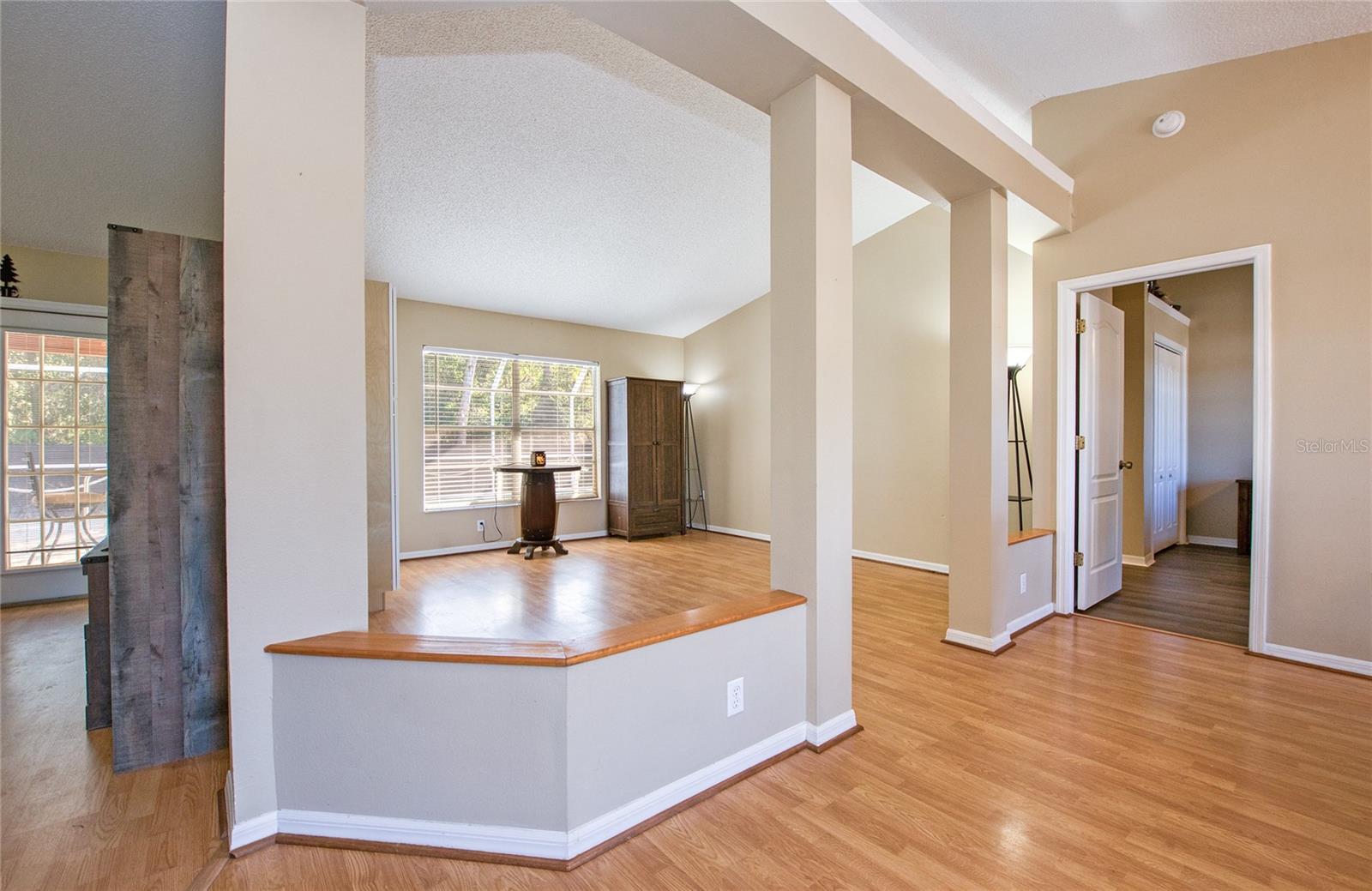 Image 11 of 50 For 18910 Emerald Ridge Drive