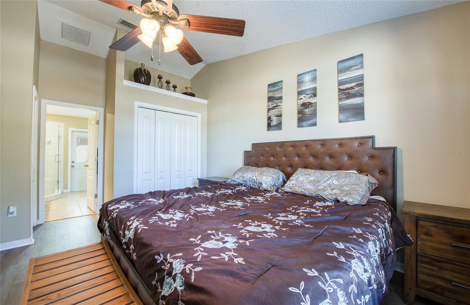 Image 22 of 50 For 18910 Emerald Ridge Drive