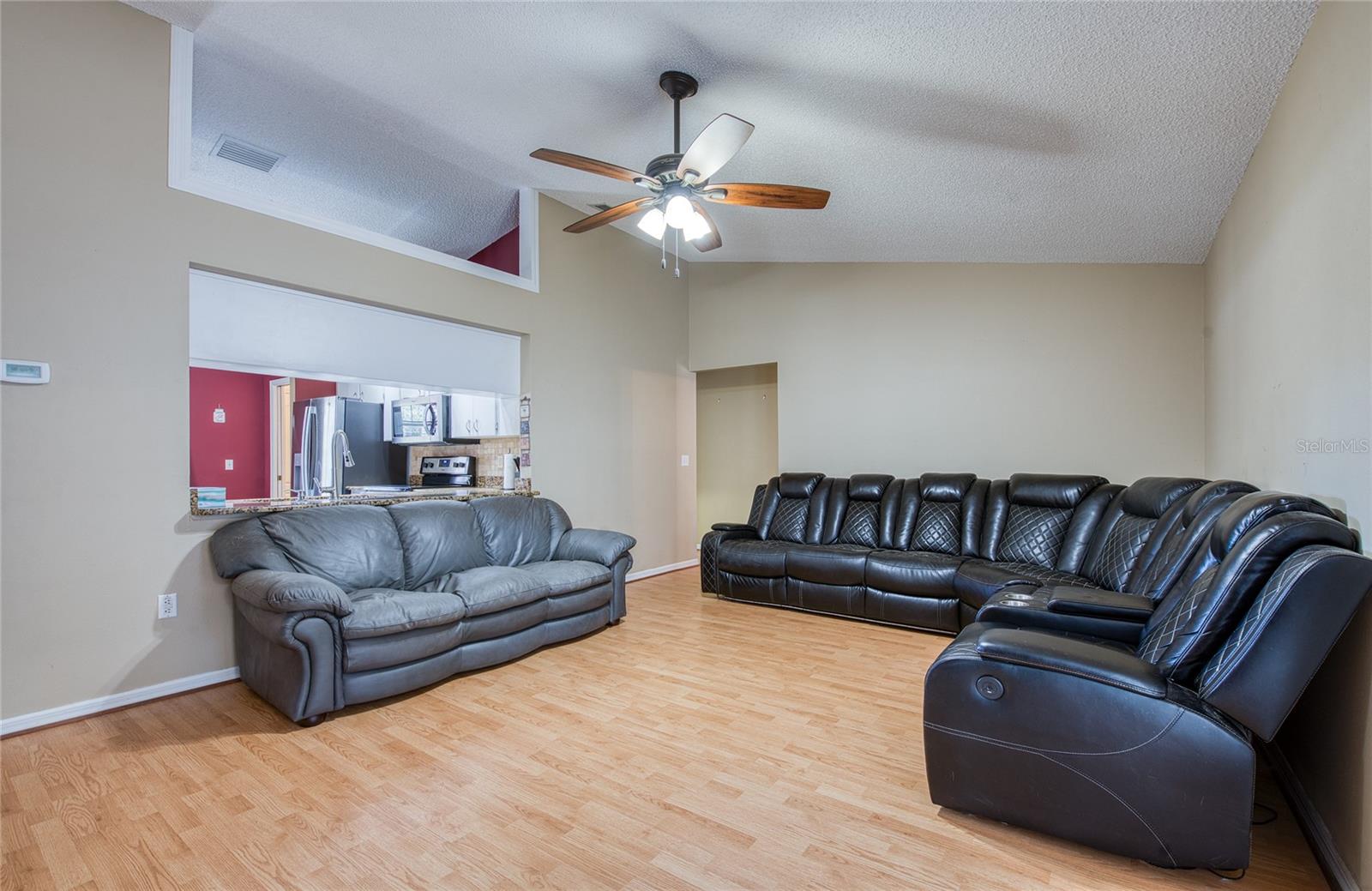 Image 6 of 50 For 18910 Emerald Ridge Drive