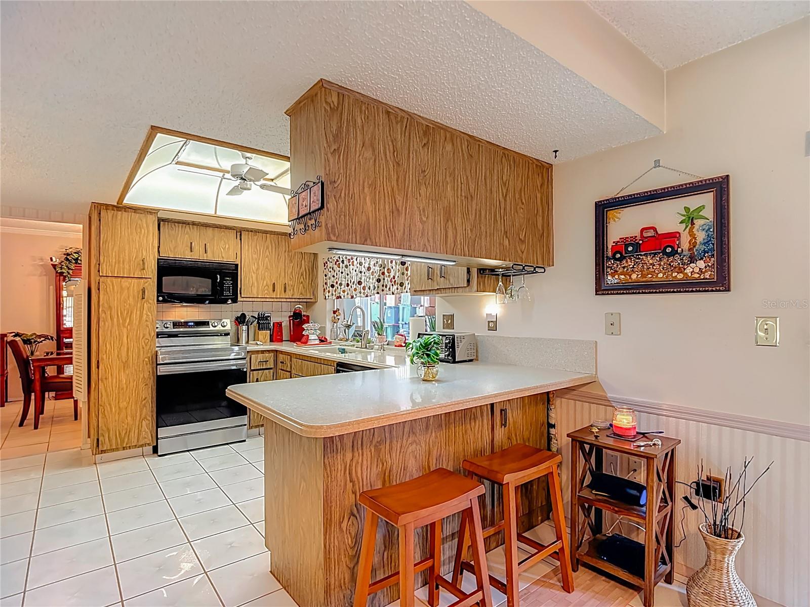 Image 25 of 57 For 12805 Sandburst Lane