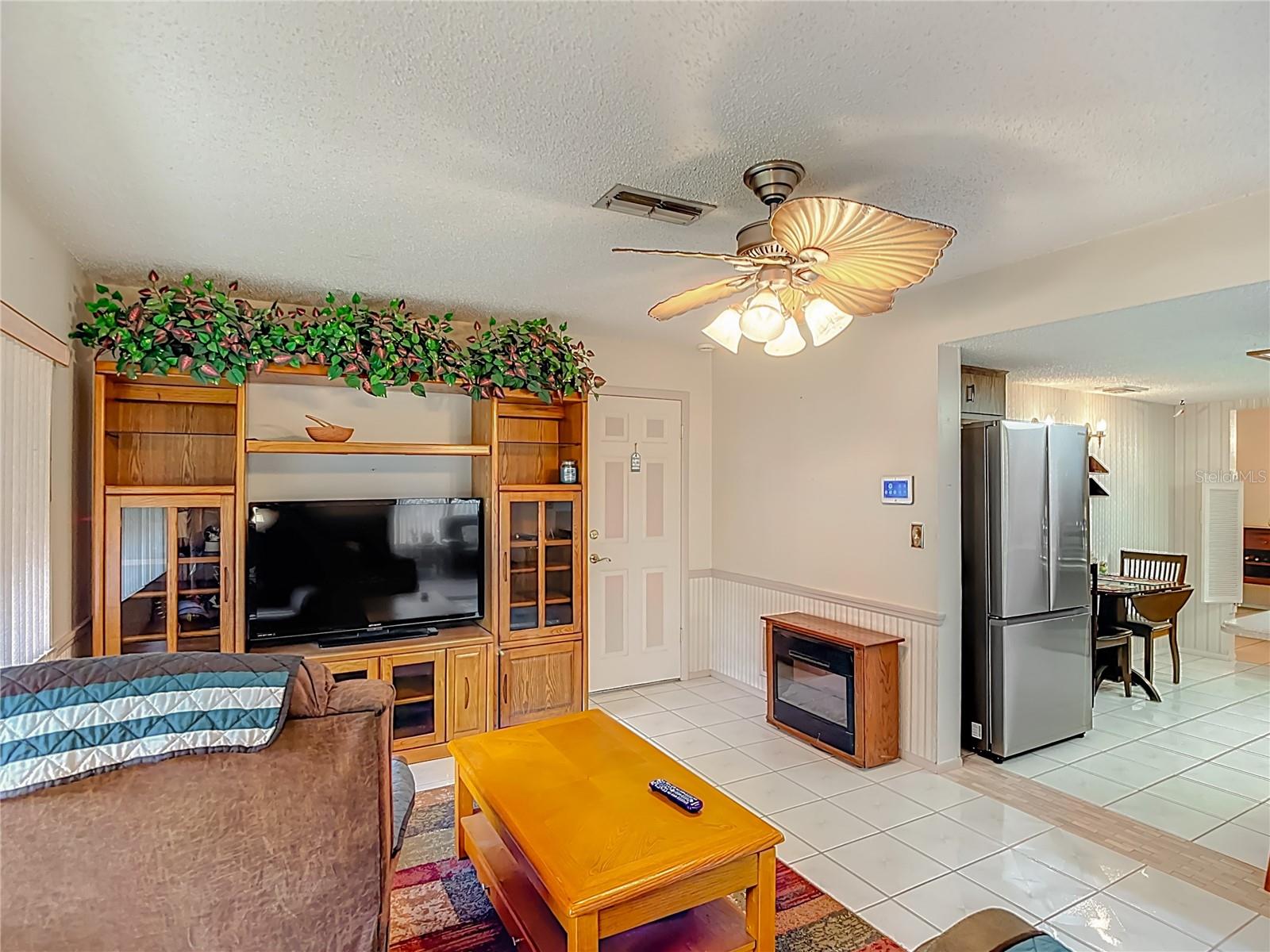 Image 29 of 57 For 12805 Sandburst Lane